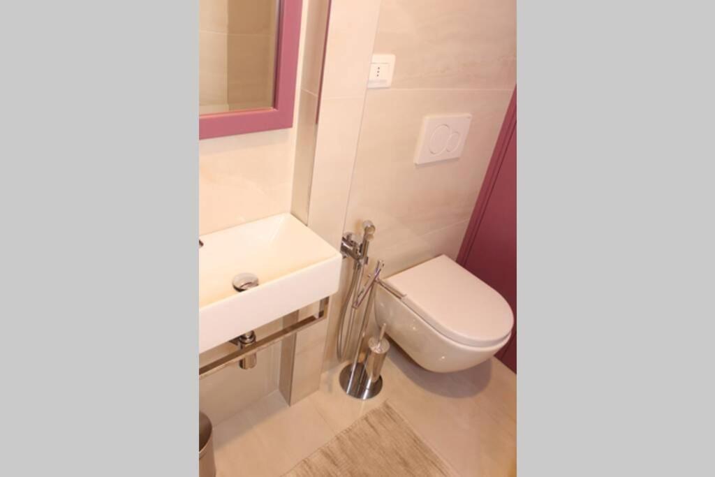 Art Apartment Santa Croce Suite Florenz Exterior foto